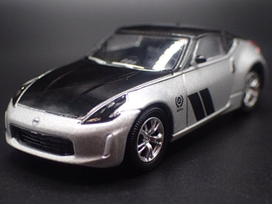 2009-2020 NISSAN 370Z SILVER 1:64 SCALE COLLECTIBLE DIORAMA DIECAST MODEL CAR-Burning Rubber Toy Company