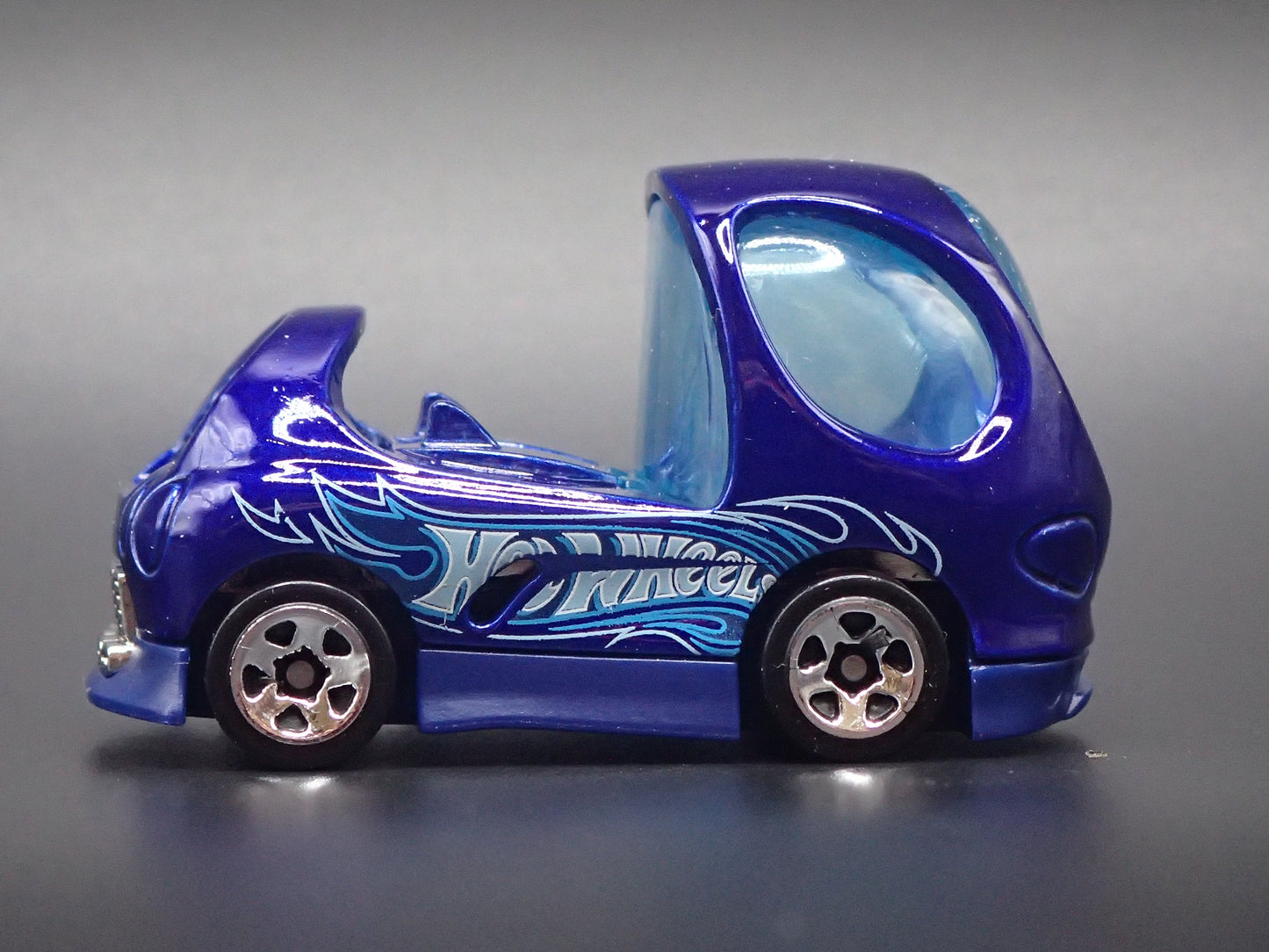 DEORA II 2 CUSTOM PICKUP TRUCK TOONED 1/64 SCALE DIORAMA DIECAST MODEL CAR