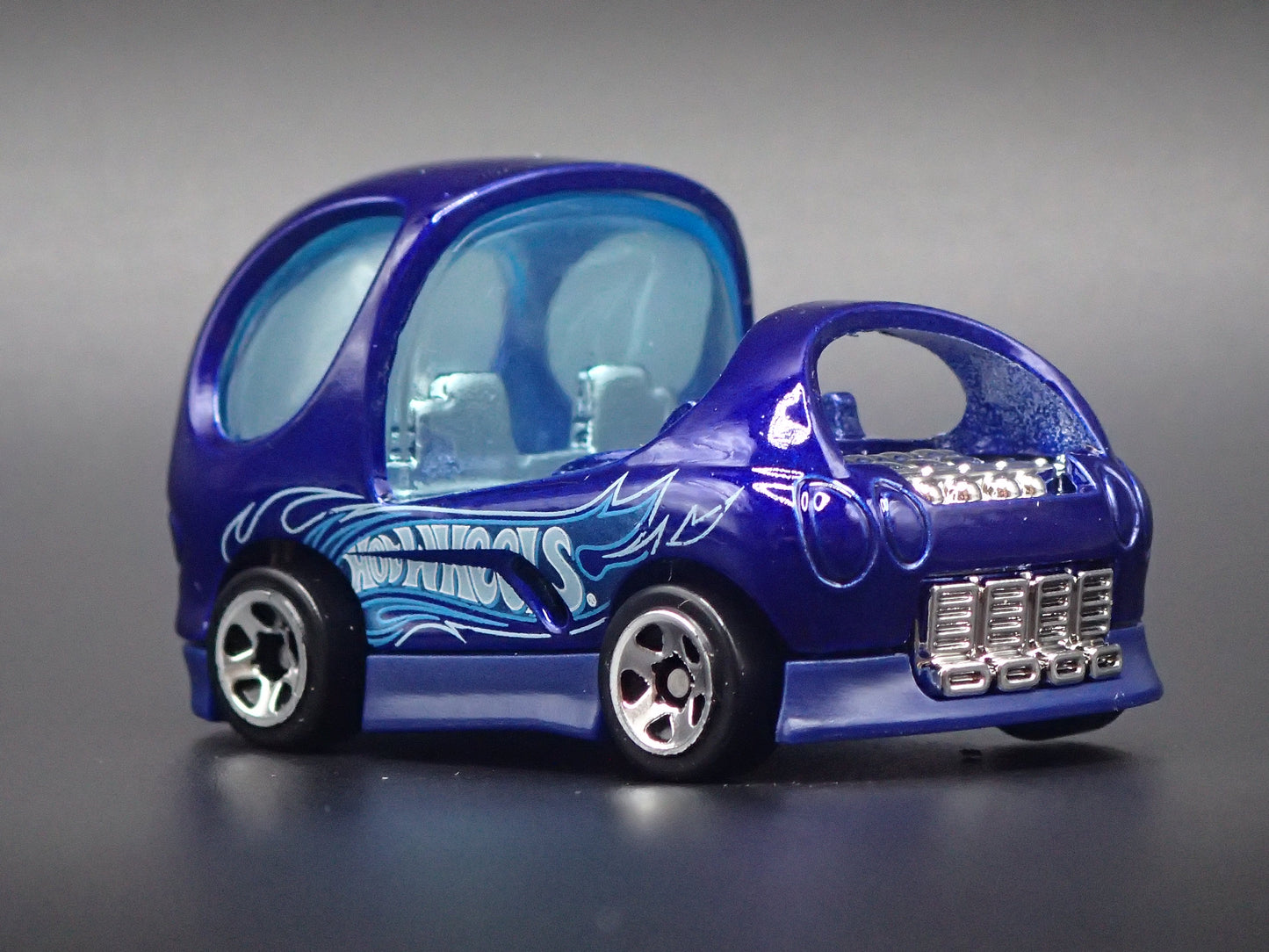 DEORA II 2 CUSTOM PICKUP TRUCK TOONED 1/64 SCALE DIORAMA DIECAST MODEL CAR