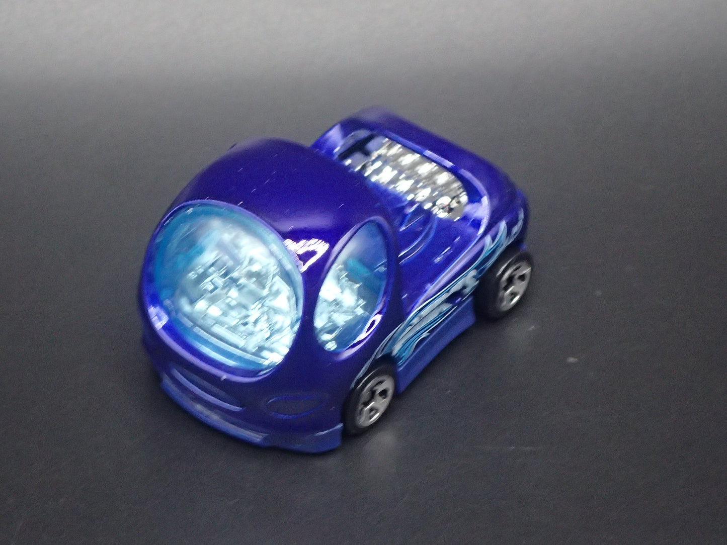 DEORA II 2 CUSTOM PICKUP TRUCK TOONED 1/64 SCALE DIORAMA DIECAST MODEL CAR