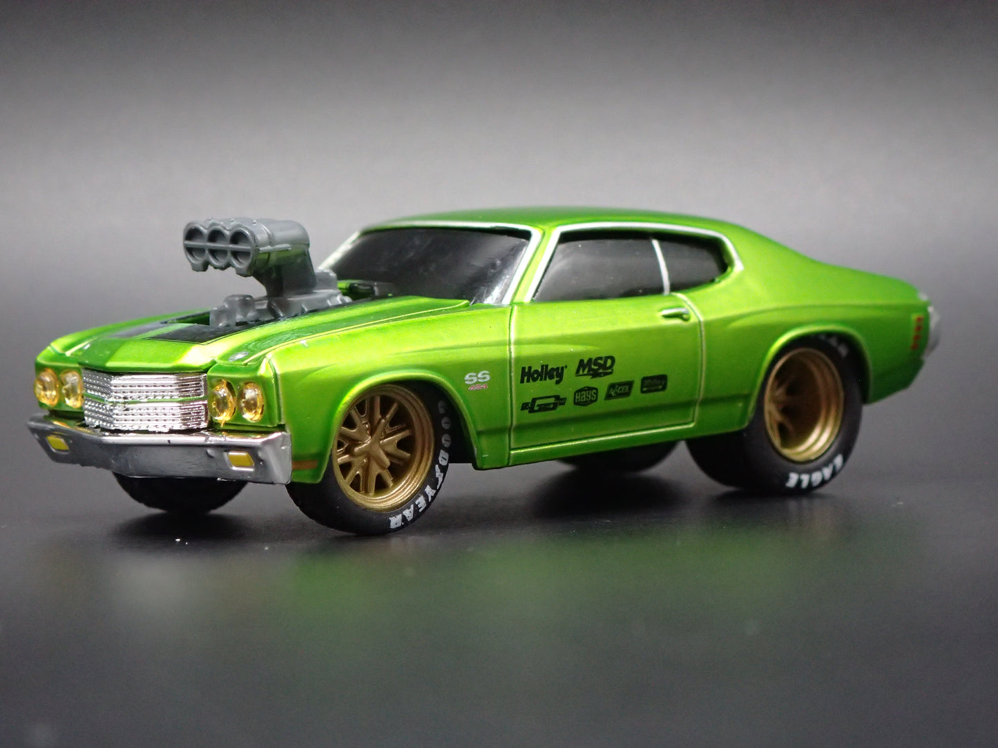 1970 70 CHEVY CHEVROLET CHEVELLE SS GREEN 1:64 SCALE DIORAMA DIECAST MODEL CAR