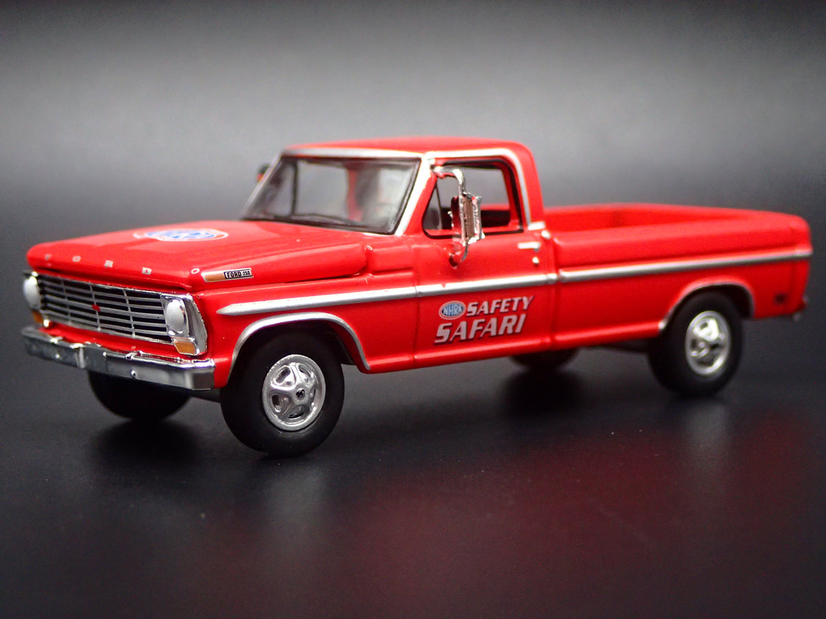 1969 69 FORD F250 PICKUP TRUCK w HITCH NHRA 1:64 SCALE DIORAMA DIECAST MODEL CAR