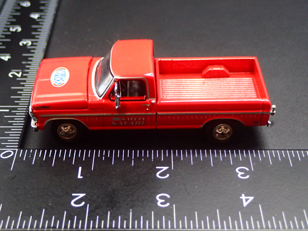 1969 69 FORD F250 PICKUP TRUCK w HITCH NHRA 1:64 SCALE DIORAMA DIECAST MODEL CAR