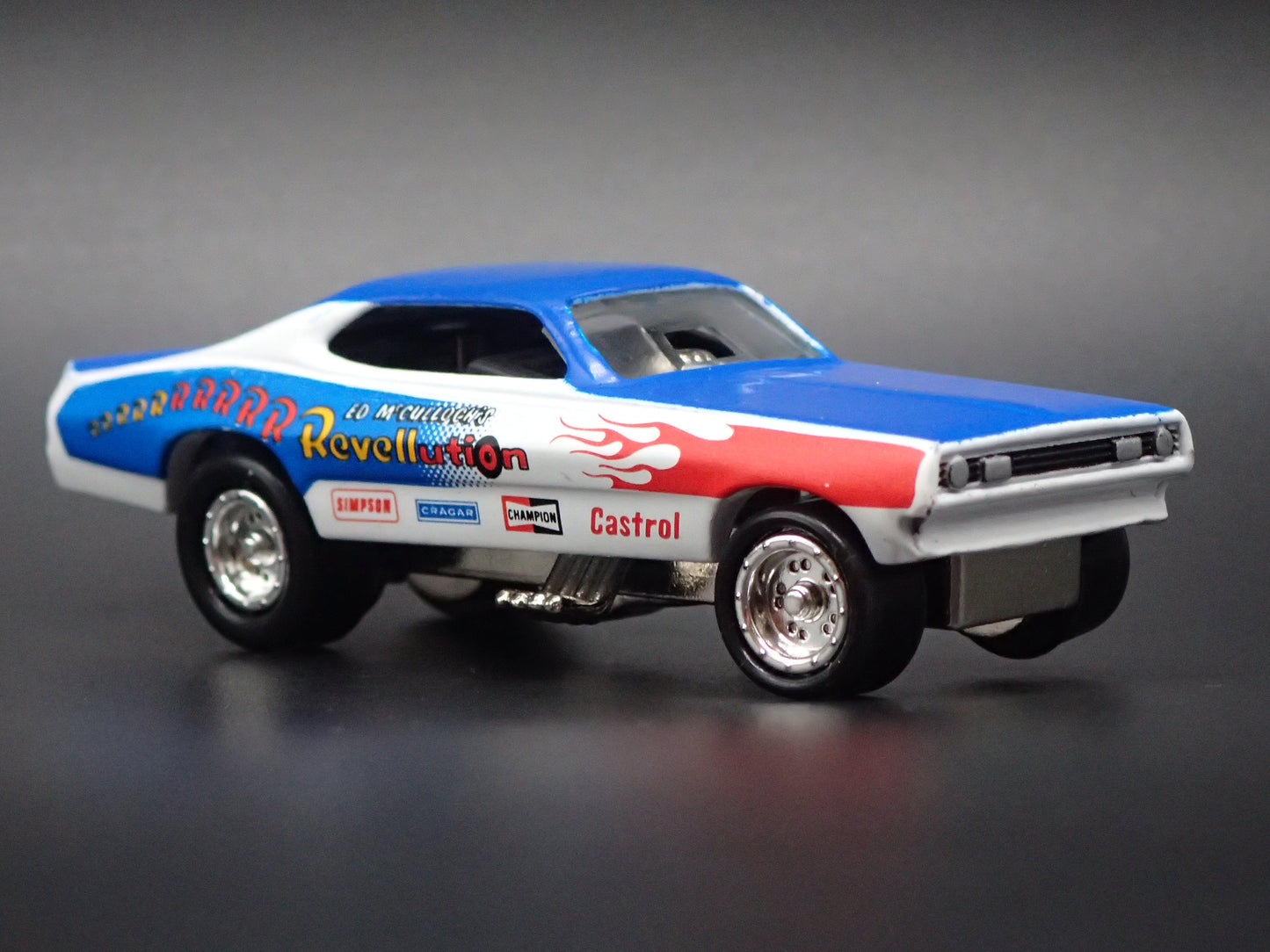 1972 72 PLYMOUTH DUSTER REVELLUTION 1/64 SCALE DIECAST MODEL CAR