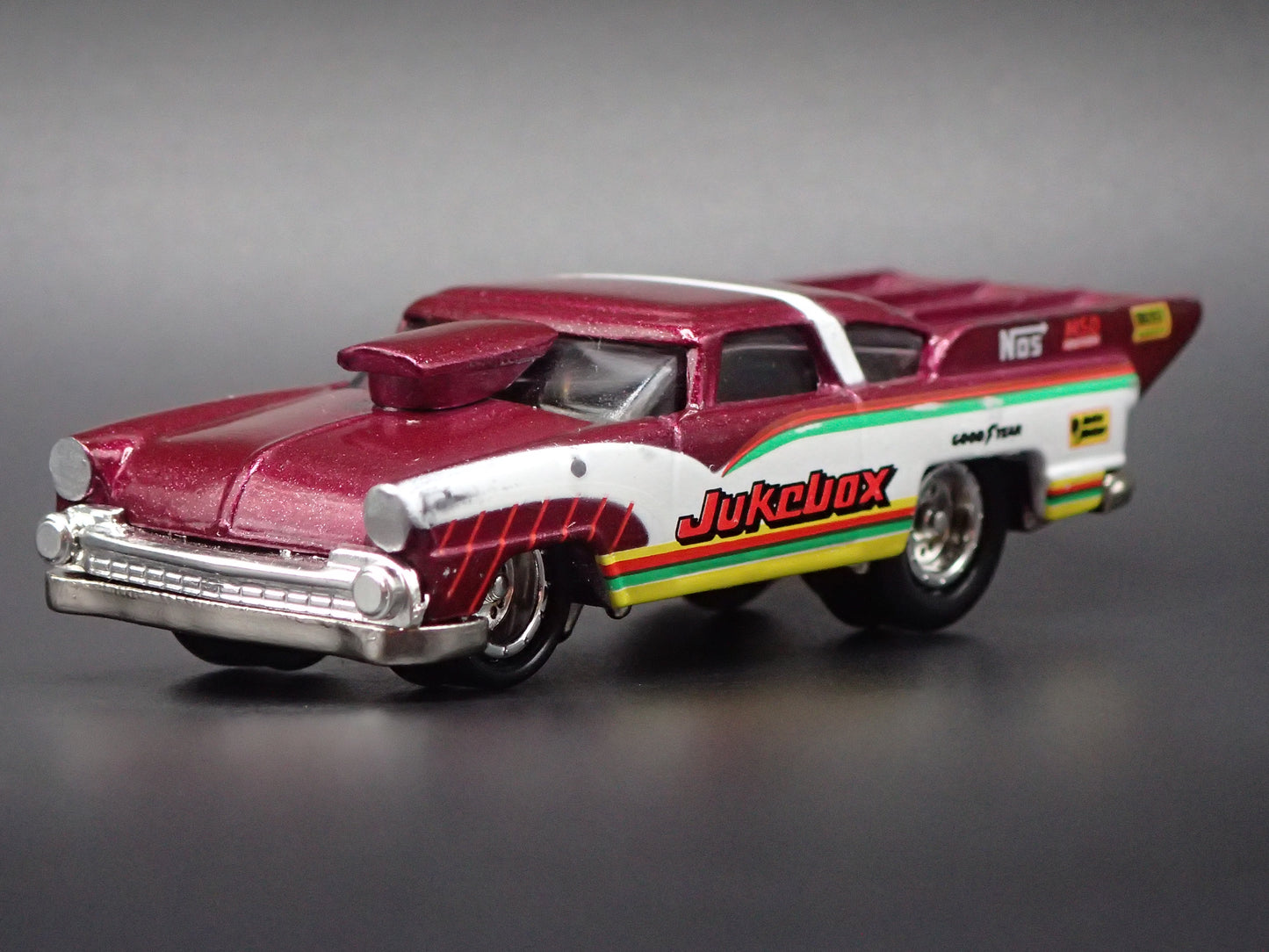 1955 55 FORD CROWN VICTORIA NHRA JUKEBOX 1:64 SCALE DIORAMA DIECAST MODEL CAR