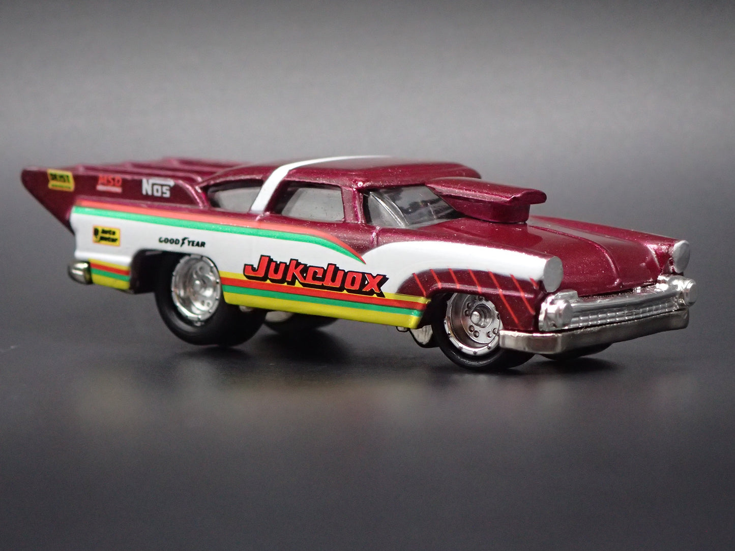 1955 55 FORD CROWN VICTORIA NHRA JUKEBOX 1:64 SCALE DIORAMA DIECAST MODEL CAR