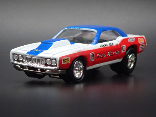 1971 71 PLYMOUTH BARRACUDA CUDA SOX & MARTIN NHRA 1/64 SCALE DIECAST MODEL CAR