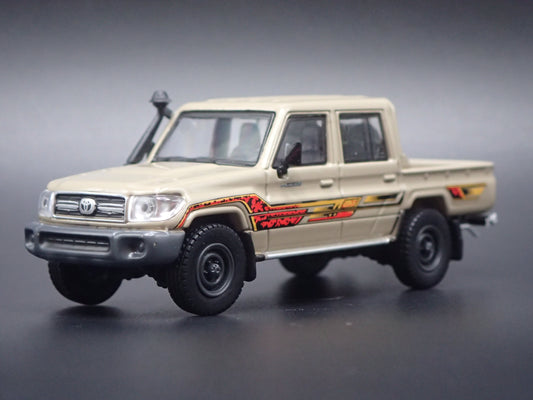 TOYOTA LAND CRUISER 70 SERIES DOUBLE CAB LC79 TRUCK 1/64 SCALE DIECAST MODEL CAR