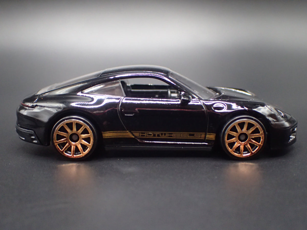 2017-2022 PORSCHE 911 CARRERA TOURING BLACK 1:64 SCALE DIORAMA DIECAST MODEL CAR