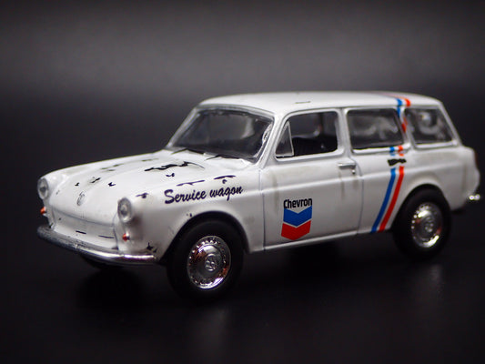 1961-1973 VW VOLKSWAGEN TYPE 3 SQUAREBACK CHEVRON 1:64 SCALE DIECAST CAR
