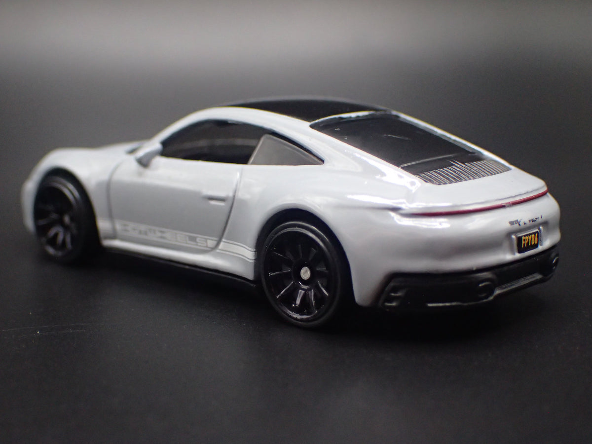 2017-2022 PORSCHE 911 CARRERA TOURING GRAY 1:64 SCALE DIORAMA DIECAST MODEL CAR