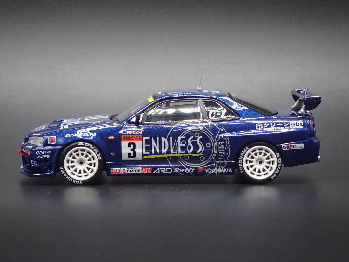1999-2002 NISSAN SKYLINE GTR R34 #3 ENDLESS ADVAN 1:64 SCALE DIECAST MODEL CAR