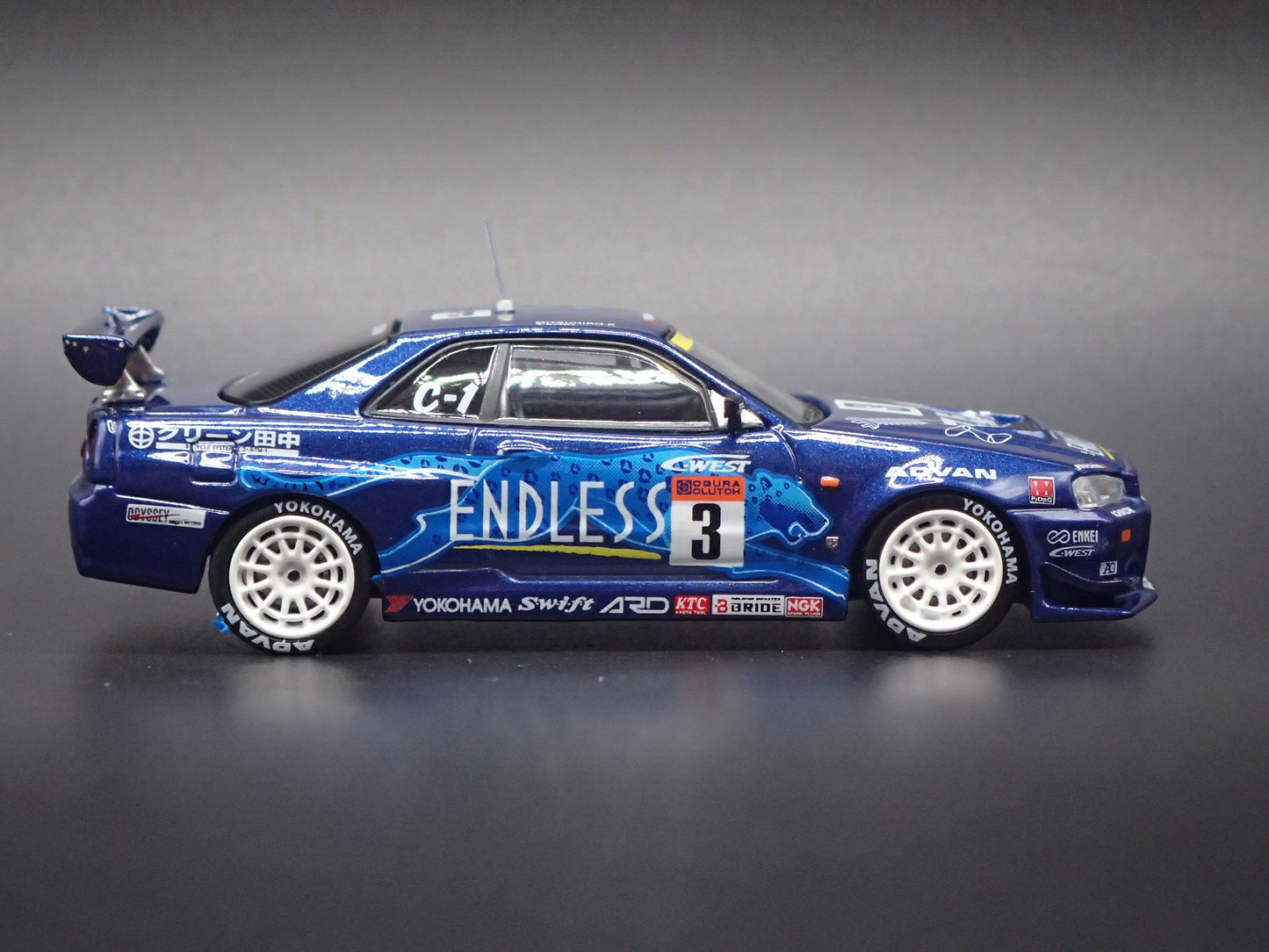 1999-2002 NISSAN SKYLINE GTR R34 #3 ENDLESS ADVAN 1:64 SCALE DIECAST MODEL CAR