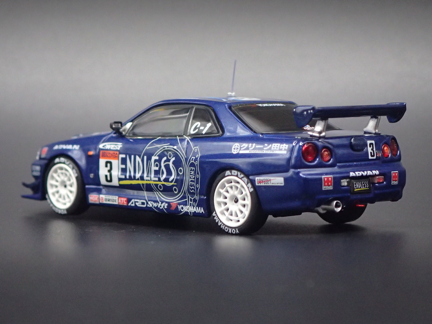 1999-2002 NISSAN SKYLINE GTR R34 #3 ENDLESS ADVAN 1:64 SCALE DIECAST MODEL CAR