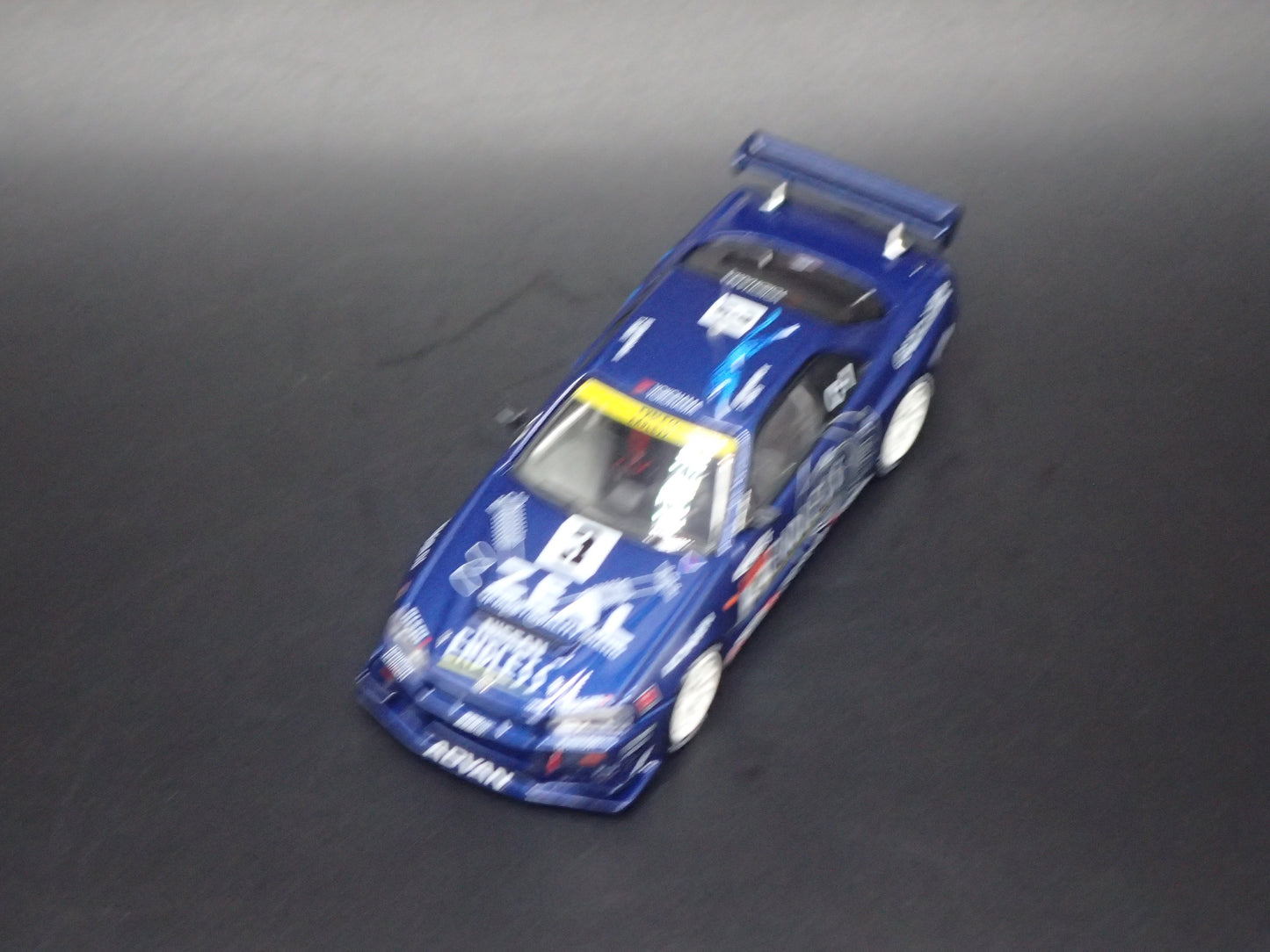1999-2002 NISSAN SKYLINE GTR R34 #3 ENDLESS ADVAN 1:64 SCALE DIECAST MODEL CAR