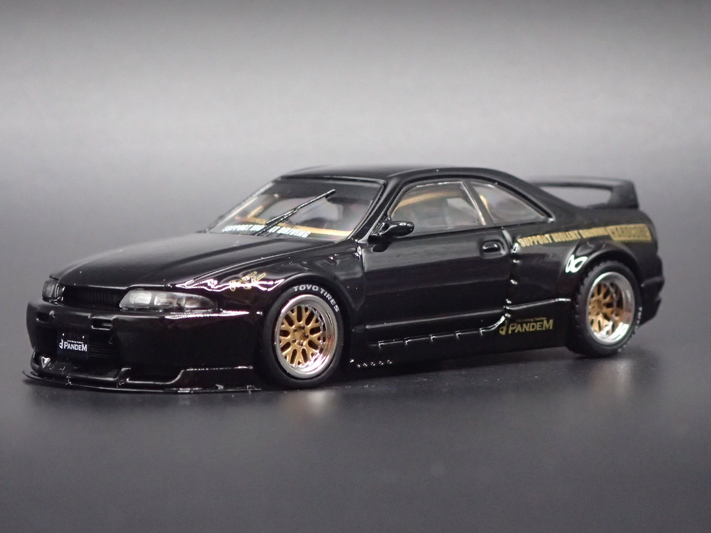 1993-1998 NISSAN SKYLINE GTR BCNR33 PANDEM ROCKET BUNNY 1:64 SCALE DIECAST MODEL CAR