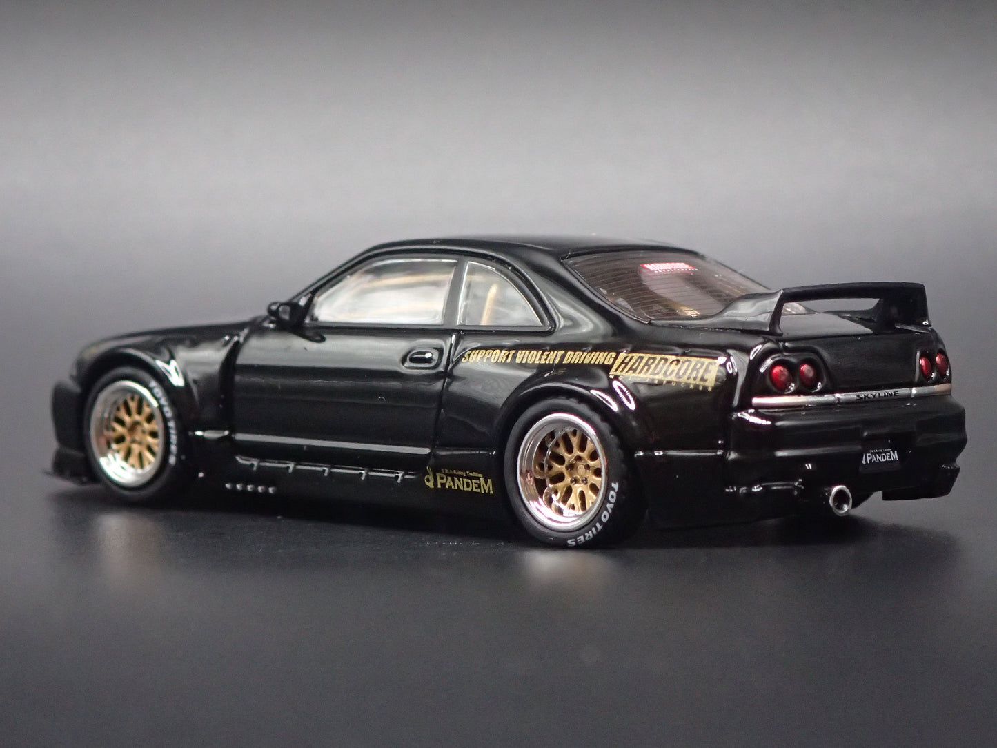 1993-1998 NISSAN SKYLINE GTR BCNR33 PANDEM ROCKET BUNNY 1:64 SCALE DIECAST MODEL CAR