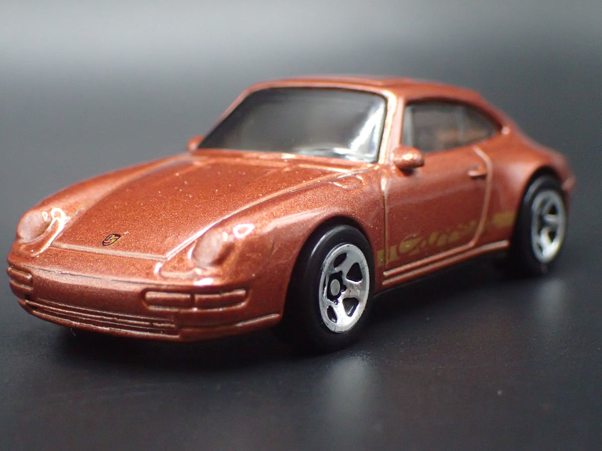 1993-1998 PORSCHE CARRERA 993 BROWN 1:64 SCALE COLLECTIBLE DIECAST MODEL CAR