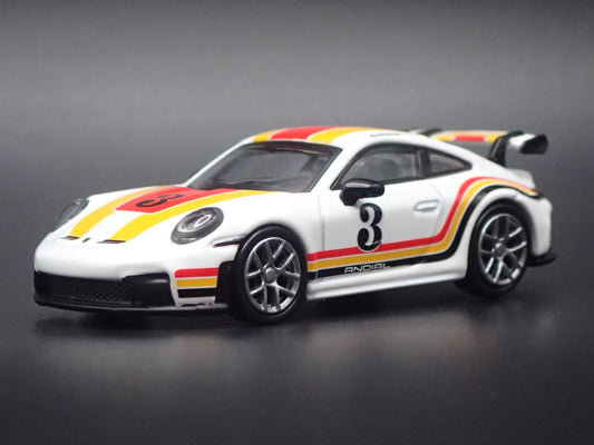 2025-2026 PORSCHE 911 GT3 992.2 WHITE 1:64 SCALE COLLECTIBLE DIECAST MODEL CAR