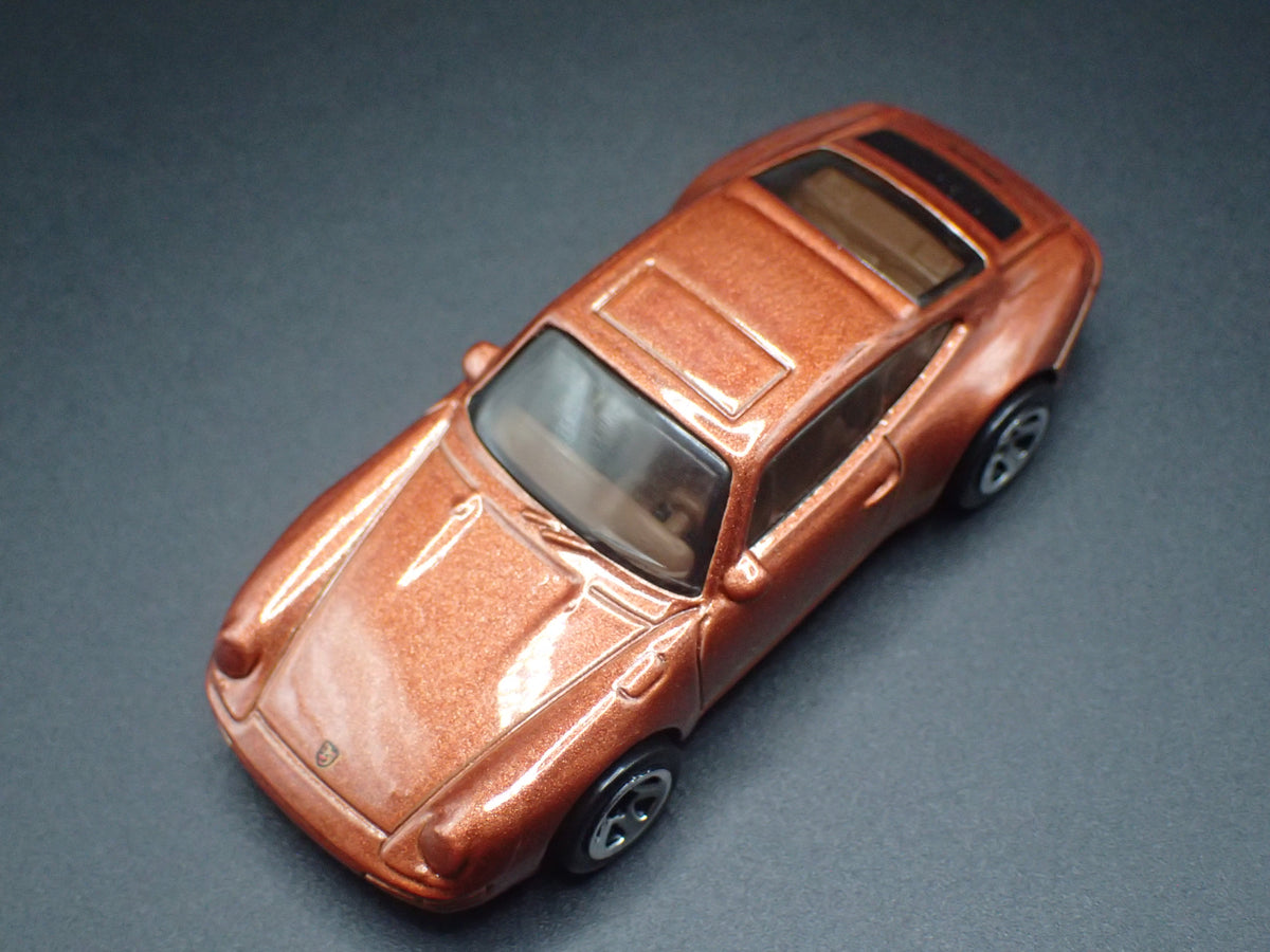 1993-1998 PORSCHE CARRERA 993 BROWN 1:64 SCALE COLLECTIBLE DIECAST MODEL CAR