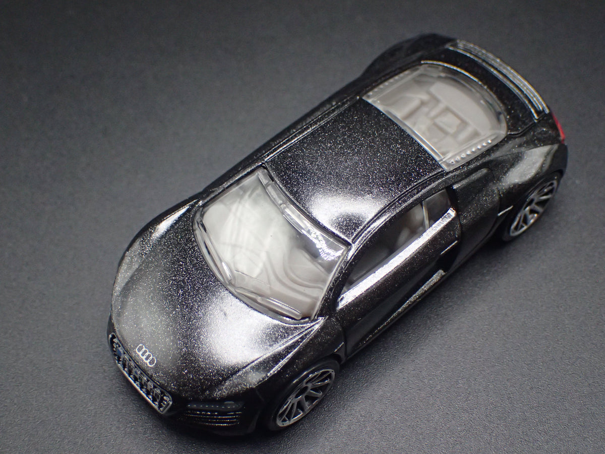 2006-2015 AUDI R8 SUPERCAR BLACK 1:64 SCALE COLLECTIBLE DIORAMA DIECAST MODEL CAR