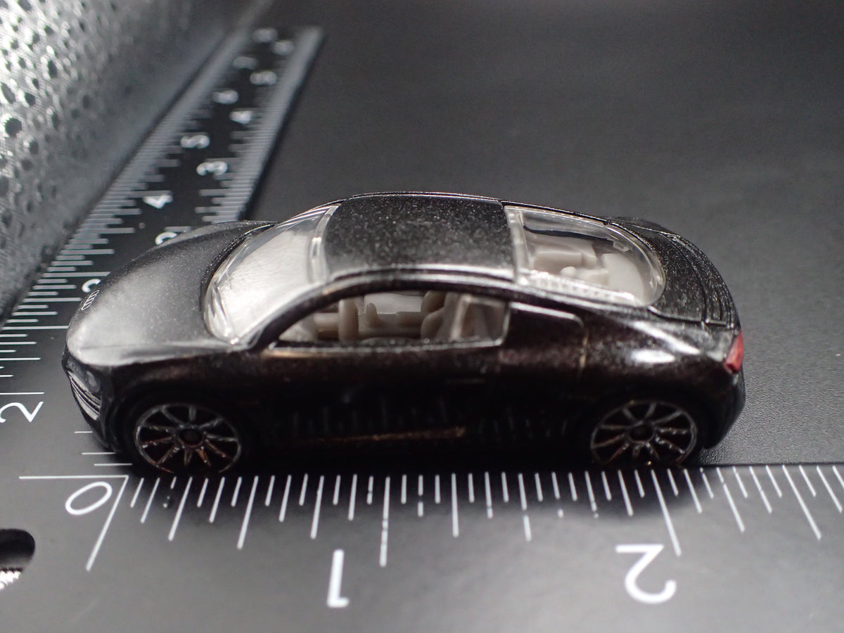 2006-2015 AUDI R8 SUPERCAR BLACK 1:64 SCALE COLLECTIBLE DIORAMA DIECAST MODEL CAR