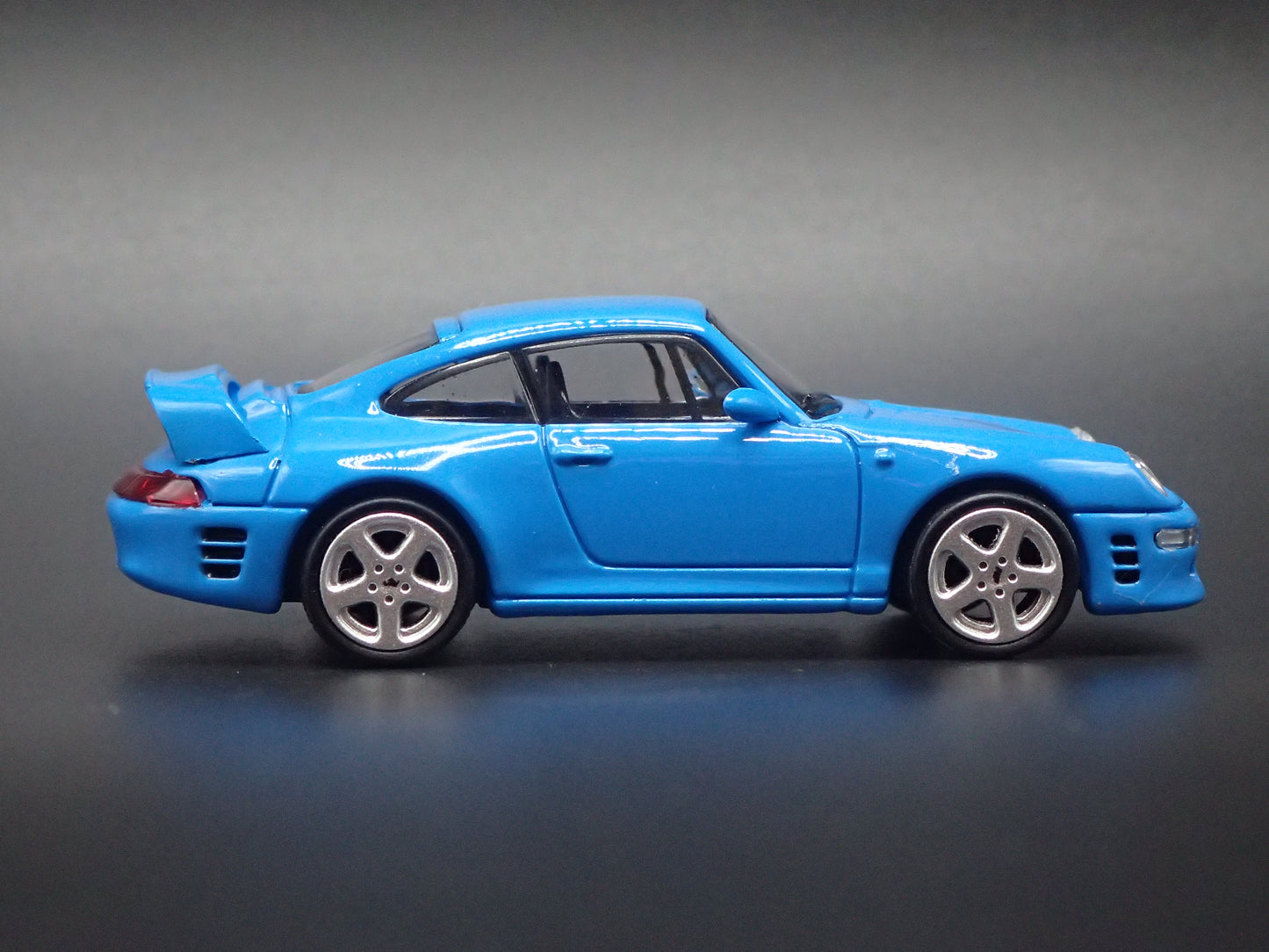 1995-1997 PORSCHE 911 CARRERA TURBO 993 RUF CTR2 1:64 SCALE DIECAST MODEL CAR