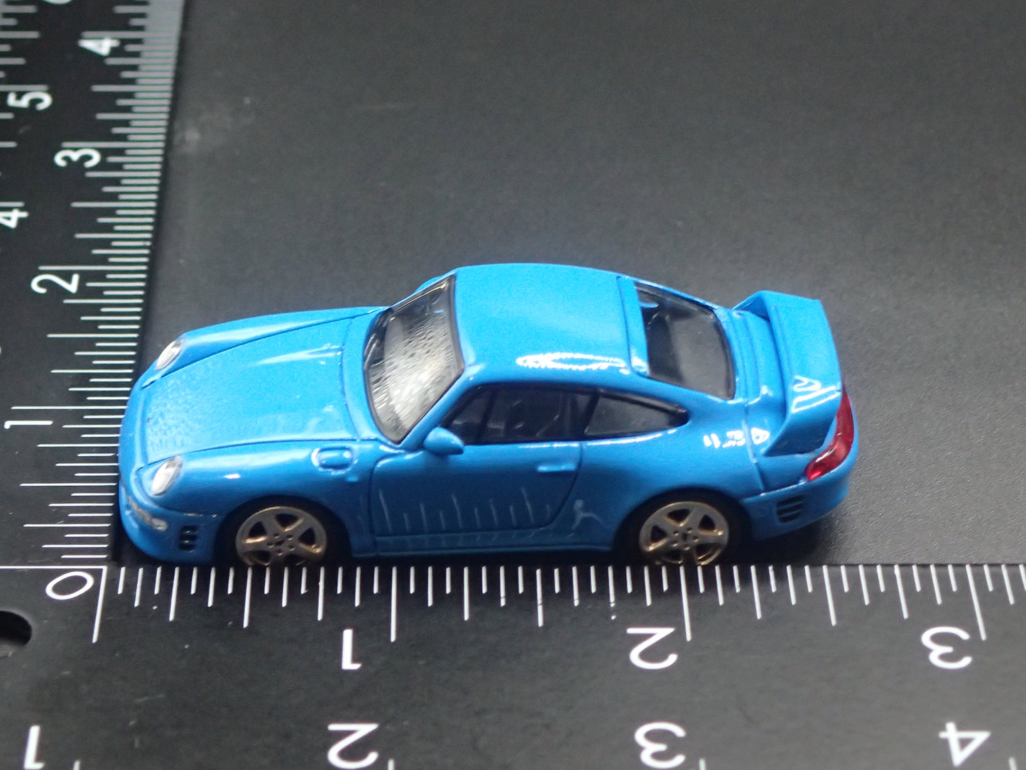 1995-1997 PORSCHE 911 CARRERA TURBO 993 RUF CTR2 1:64 SCALE DIECAST MODEL CAR