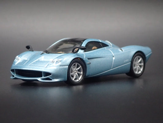 PAGANI HUAYRA CODALUNGA SUPERCAR 1:64 SCALE COLLECTIBLE DIORAMA DIECAST MODEL CAR