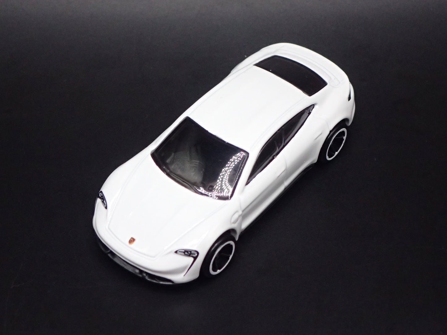 2019-2025 PORSCHE TAYCAN TURBO S WHITE 1:64 SCALE COLLECTIBLE DIECAST MODEL CAR