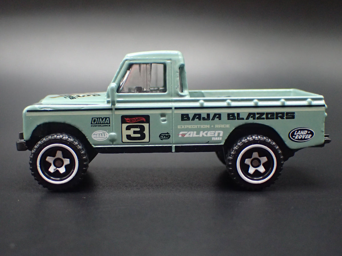 1971-1985 LAND ROVER SERIES III 3 PICKUP TRUCK GREEN 1/64 SCALE DIECAST MODEL CAR