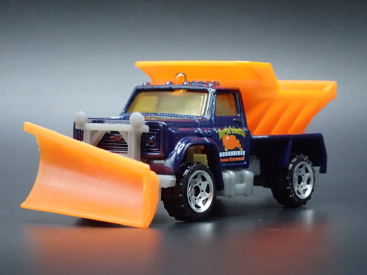 CHEVROLET TRUCK SNOW PLOW ROAD MAINTANCE W HITCH 1:64 MB SCALE DIECAST MODEL CAR