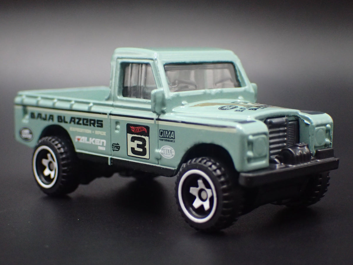1971-1985 LAND ROVER SERIES III 3 PICKUP TRUCK GREEN 1/64 SCALE DIECAST MODEL CAR