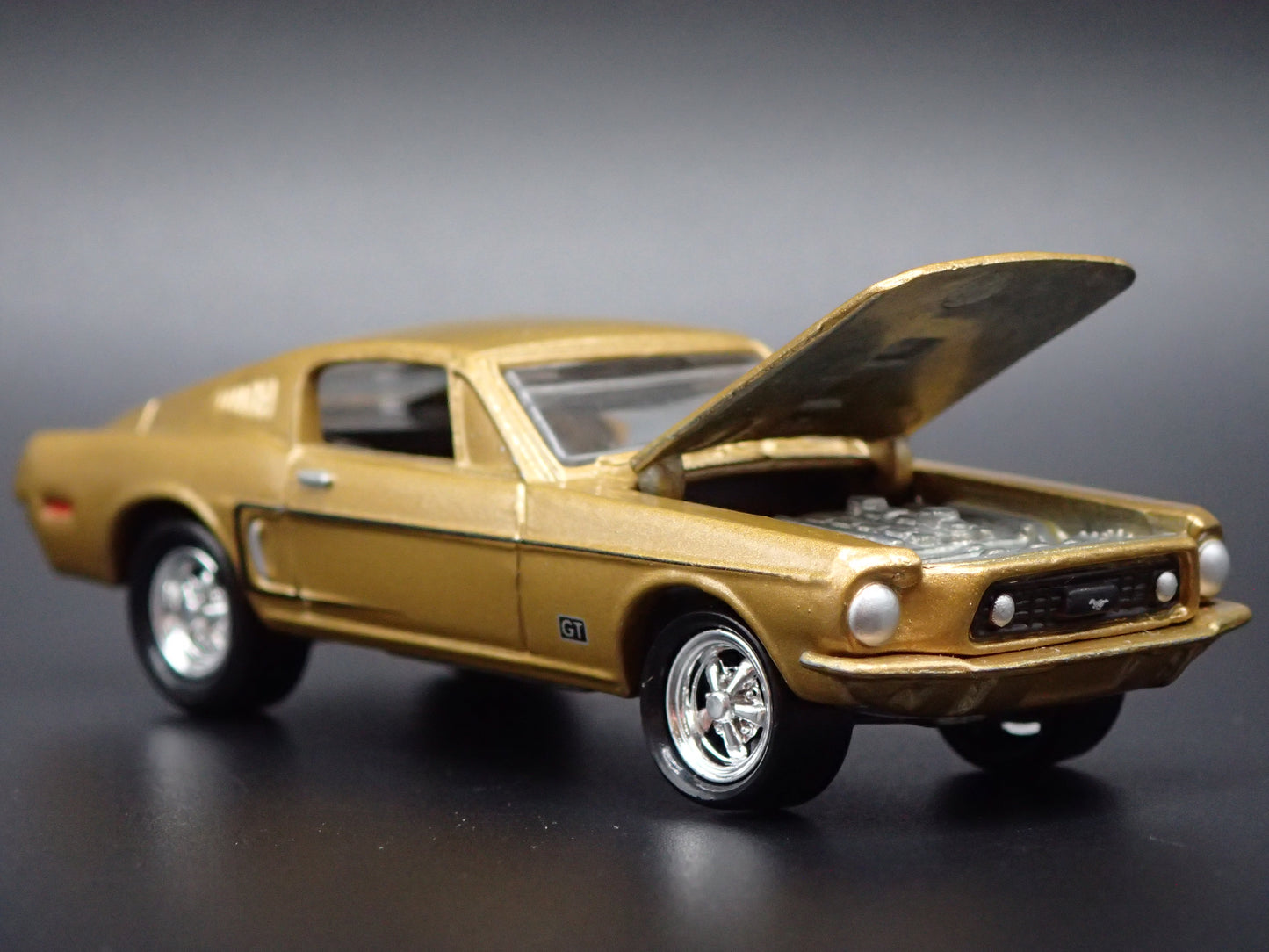 1968 68 FORD MUSTANG GT FASTBACK GOLD 1:64 SCALE DIORAMA DIECAST MODEL CAR