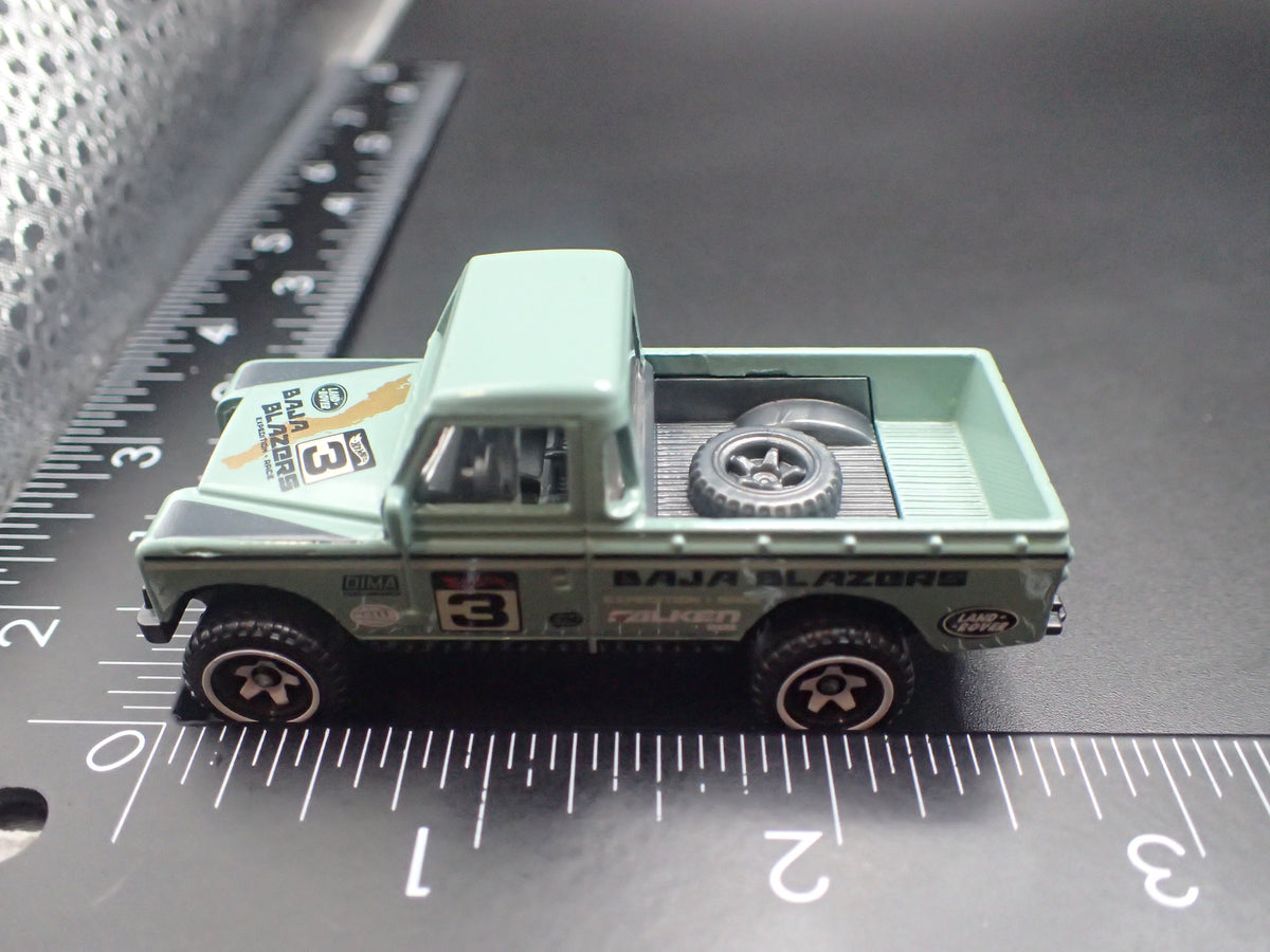 1971-1985 LAND ROVER SERIES III 3 PICKUP TRUCK GREEN 1/64 SCALE DIECAST MODEL CAR