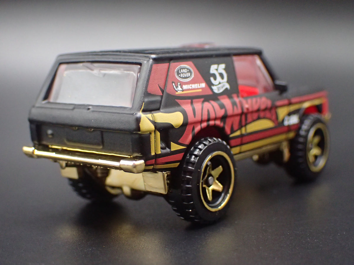 RANGE ROVER CLASSIC BAJA RACE 1/64 SCALE COLLECTIBLE DIORAMA DIECAST MODEL CAR