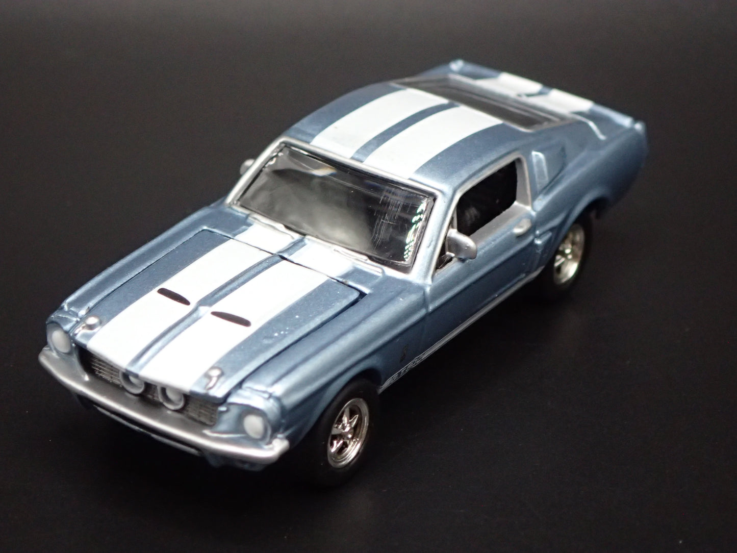 1967 67 FORD MUSTANG SHELBY GT500 RARE 1/64 SCALE DIORAMA DIECAST MODEL CAR