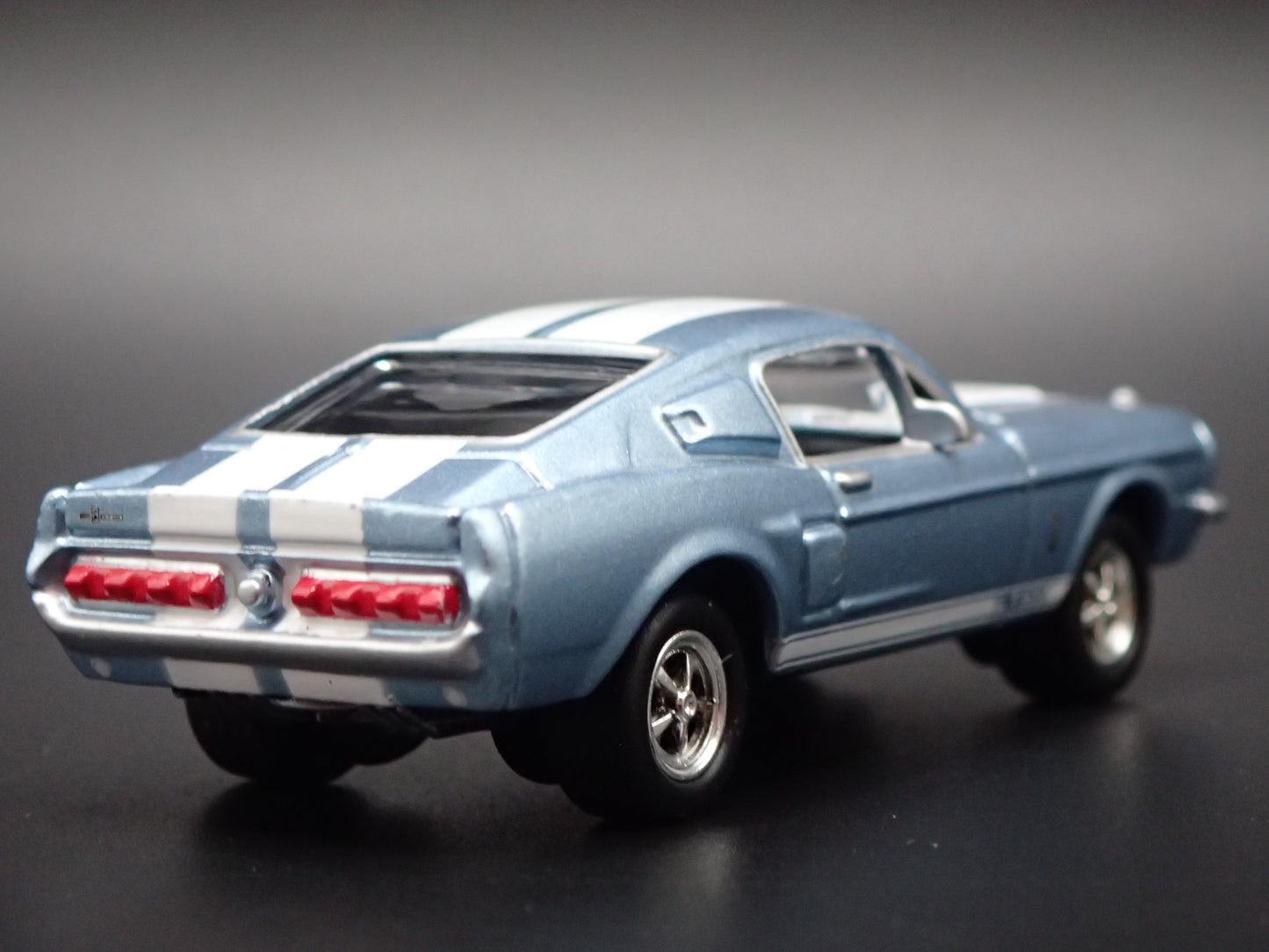 1967 67 FORD MUSTANG SHELBY GT500 RARE 1/64 SCALE DIORAMA DIECAST MODEL CAR