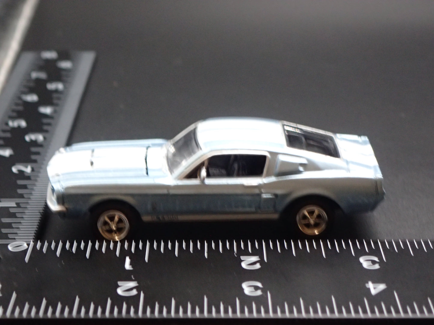 1967 67 FORD MUSTANG SHELBY GT500 RARE 1/64 SCALE DIORAMA DIECAST MODEL CAR