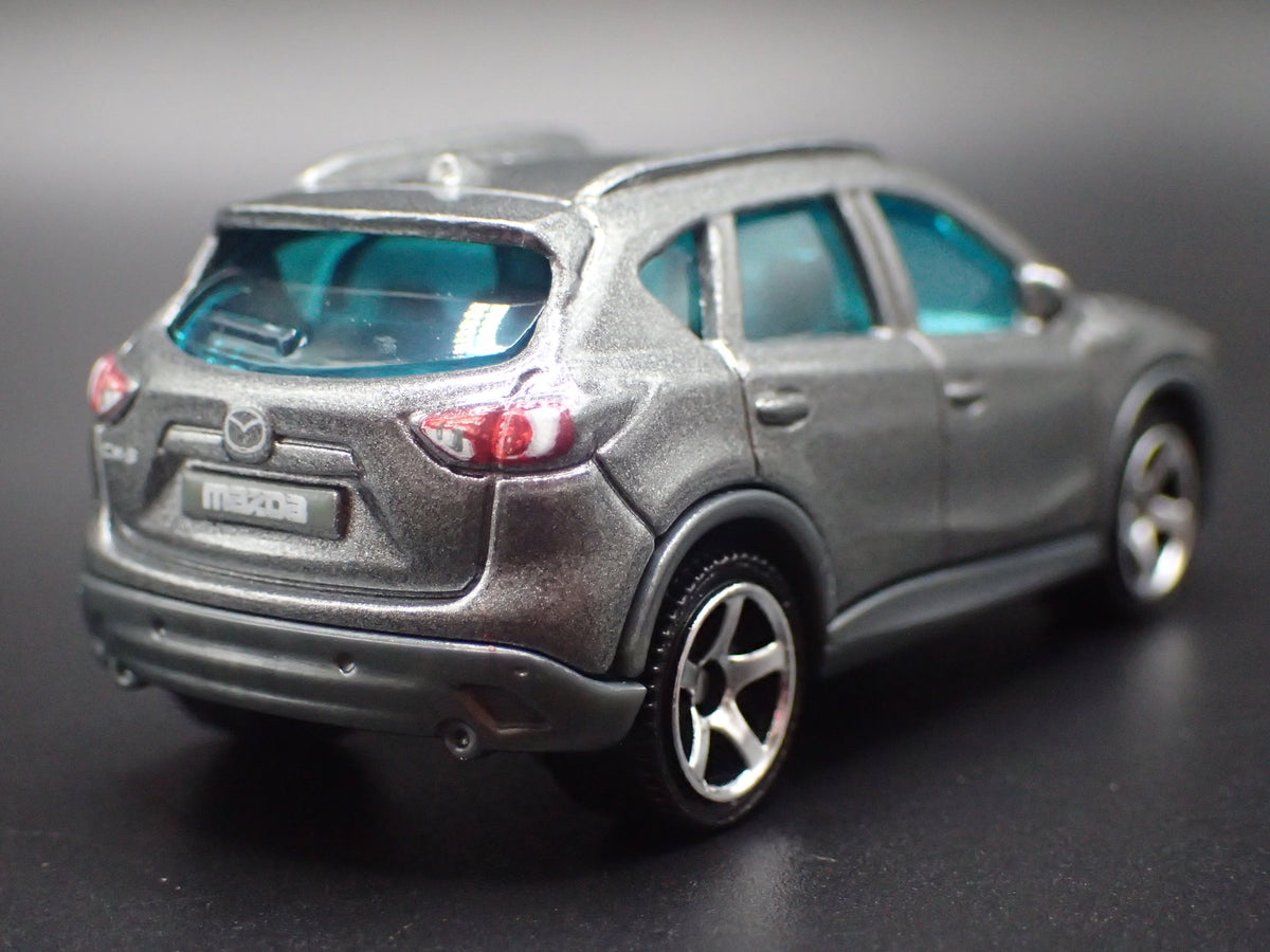 2013 - 2016 MAZDA CX5 SUV GRAY 1:64 SCALE COLLECTIBLE DIORAMA DIECAST MODEL CAR