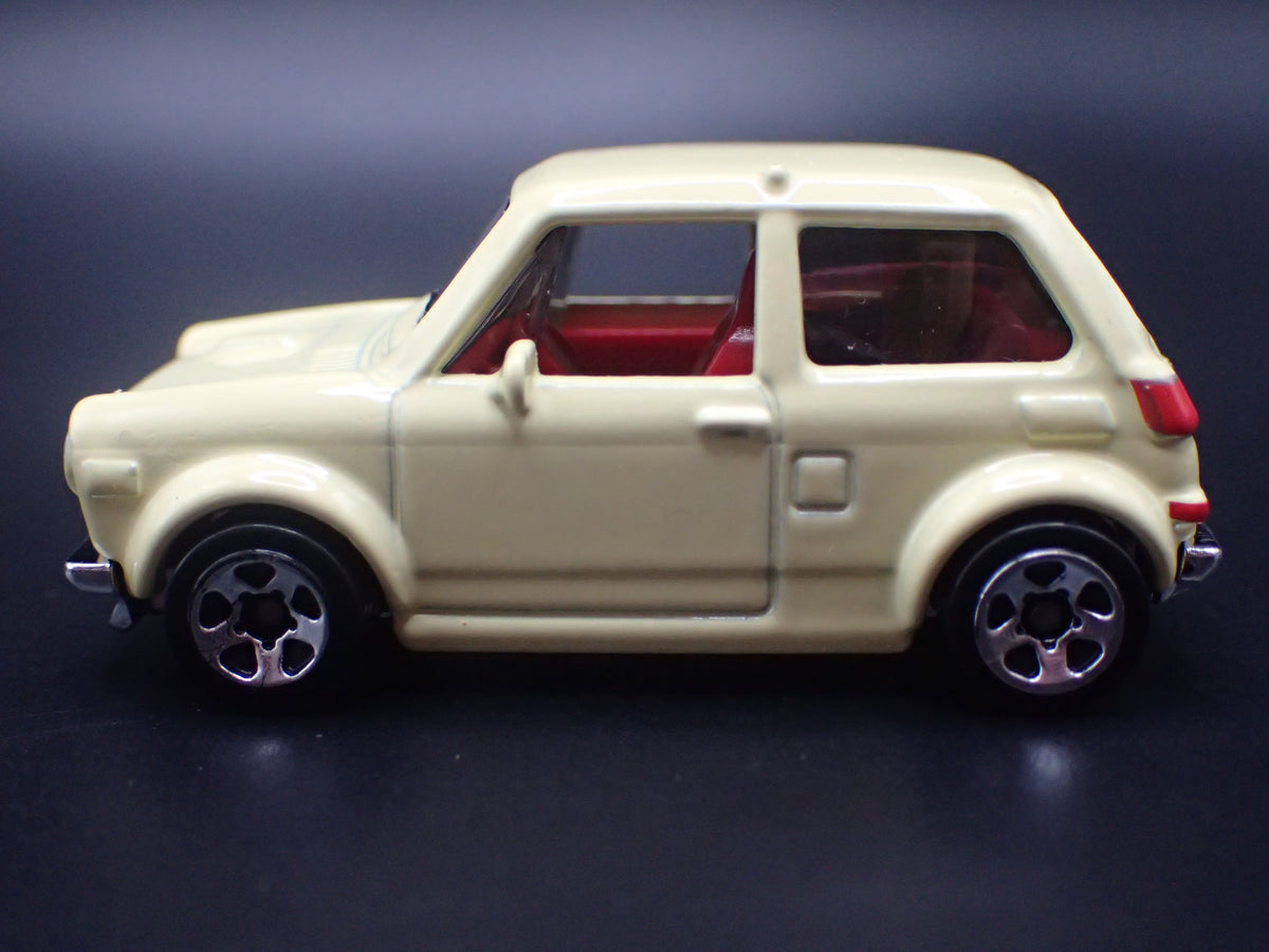1973-1978 HONDA CIVIC CUSTOM CREAM 1:64 SCALE COLLECTIBLE DIECAST MODEL CAR
