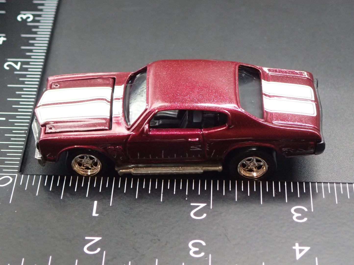 1970 70 CHEVY CHEVROLET CHEVELLE SS RARE 1:64 SCALE DIORAMA DIECAST MODEL CAR