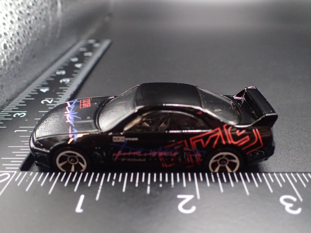 1993-1998 NISSAN SKYLINE GTR R33 BLACK 1:64 SCALE COLLECTIBLE DIECAST MODEL CAR