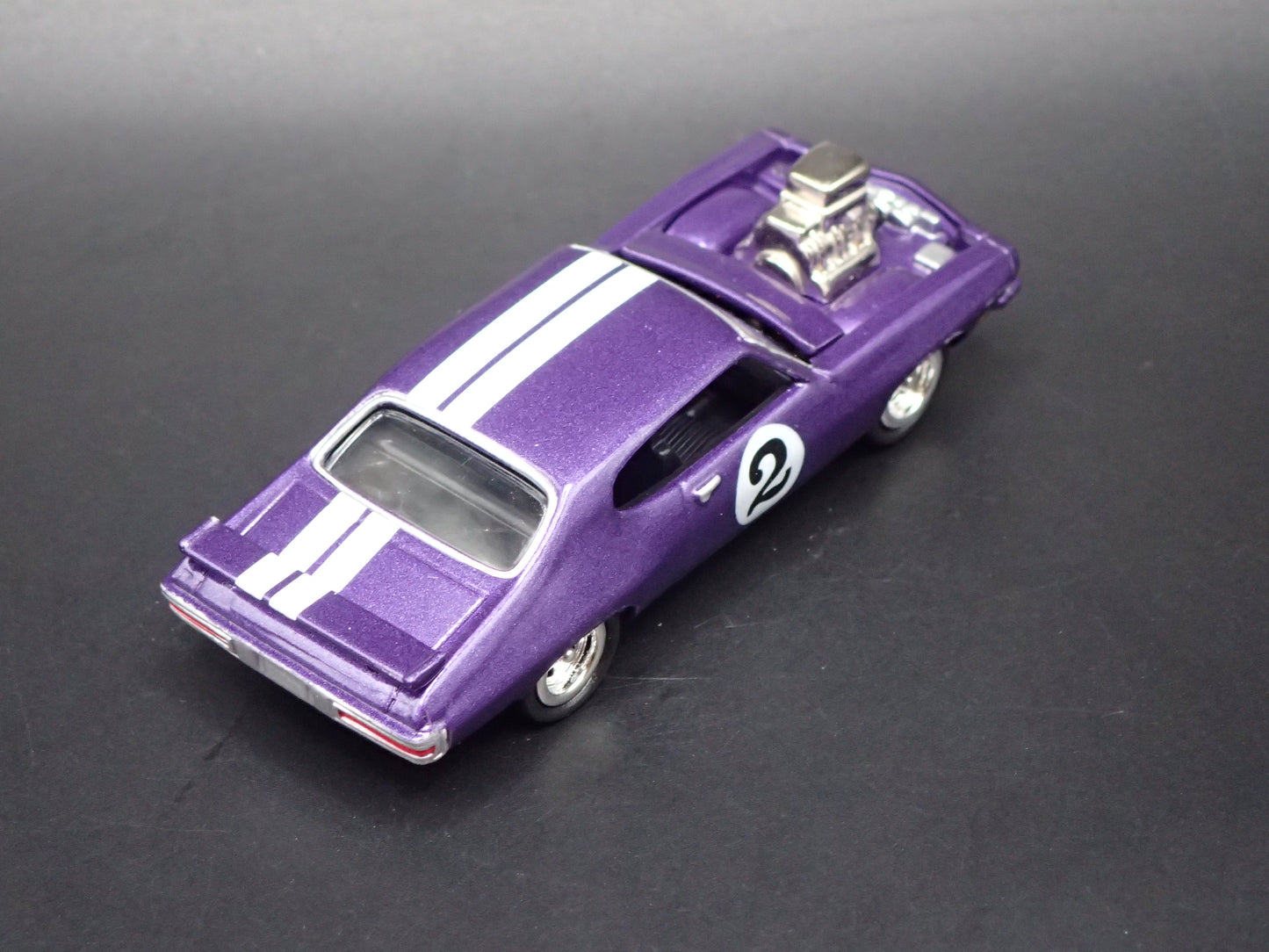 1971 71 PONTIAC GTO PURPLE 1/64 SCALE COLLECTIBLE DIORAMA DIECAST MODEL CAR