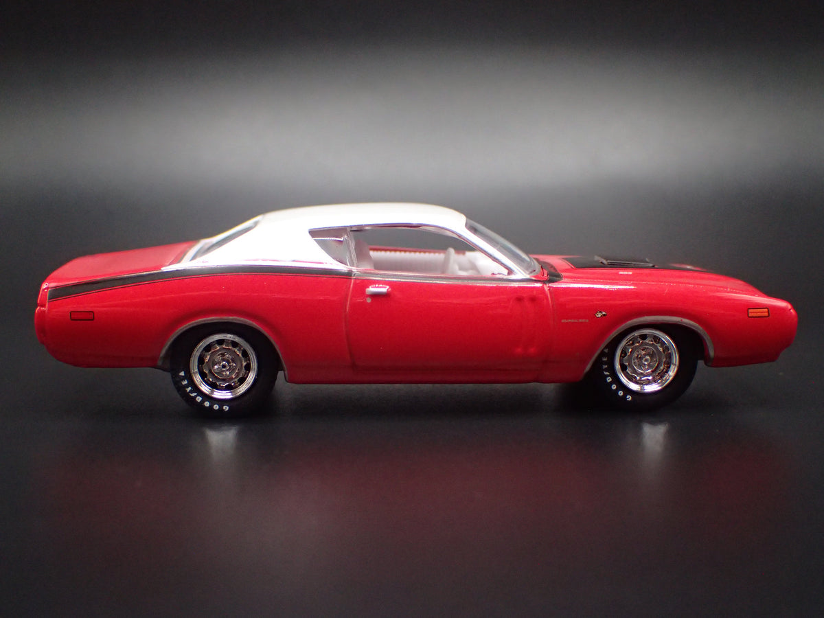 1971 71 DODGE CHARGER SUPER BEE RED 1:64 SCALE DIORAMA DIECAST MODEL CAR