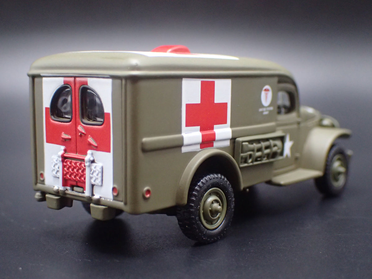 WWII GMC WC54 ARMY MILITARY AMBULANCE RARE 1:64 SCALE DIORAMA DIECAST MODEL CAR