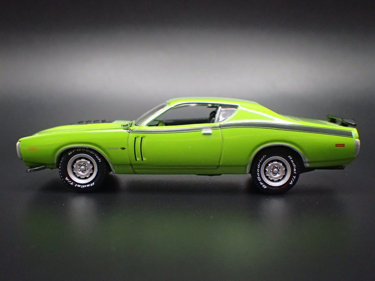 1971 71 DODGE CHARGER RT GREEN 1:64 SCALE COLLECTIBLE DIECAST MODEL CAR