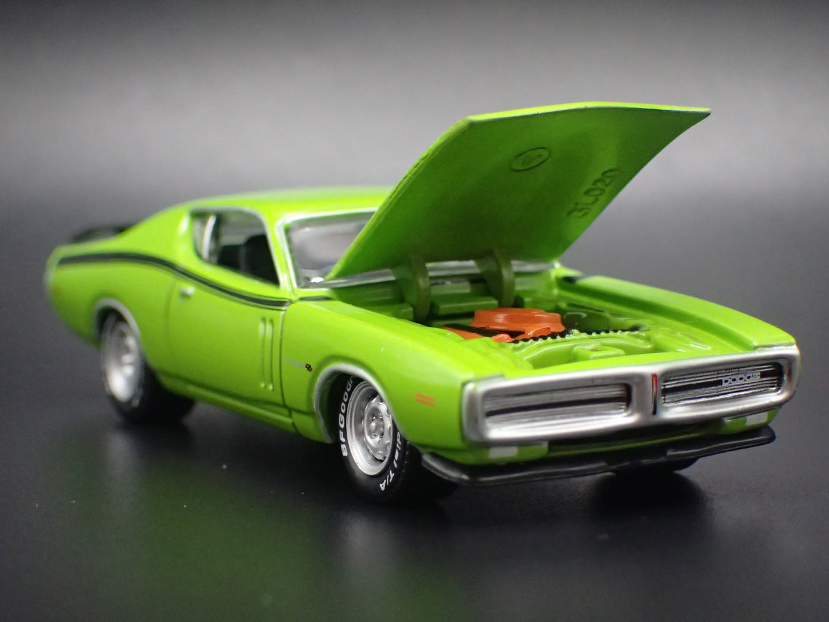 1971 71 DODGE CHARGER RT GREEN 1:64 SCALE COLLECTIBLE DIECAST MODEL CAR