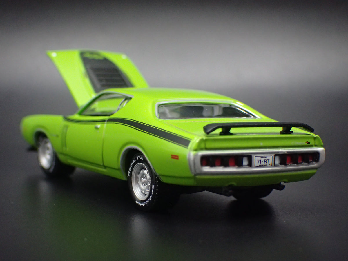1971 71 DODGE CHARGER RT GREEN 1:64 SCALE COLLECTIBLE DIECAST MODEL CAR