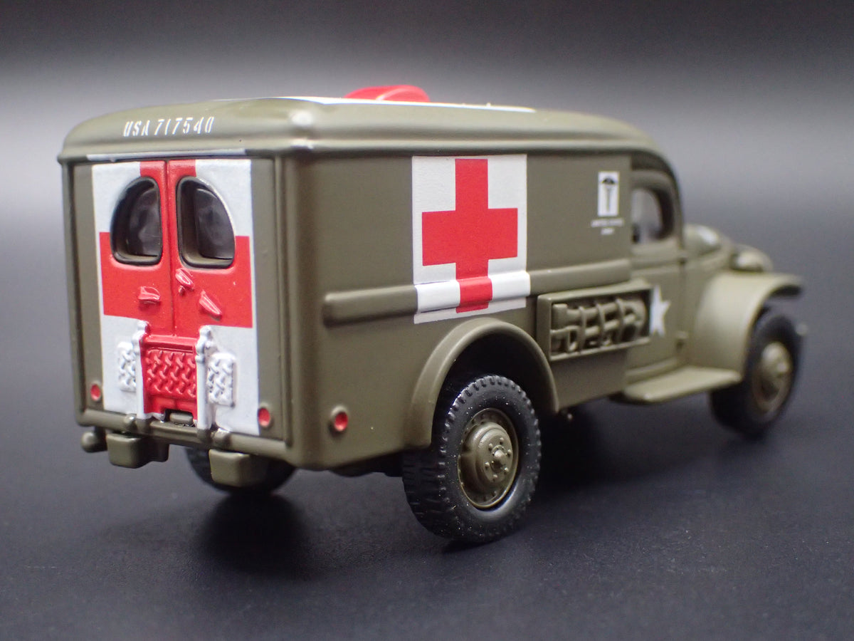 WWII GMC WC54 ARMY MILITARY AMBULANCE RARE 1:64 SCALE DIORAMA DIECAST MODEL CAR